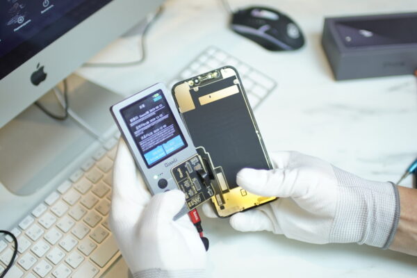 Как выбрать мастера по ремонту телефонов